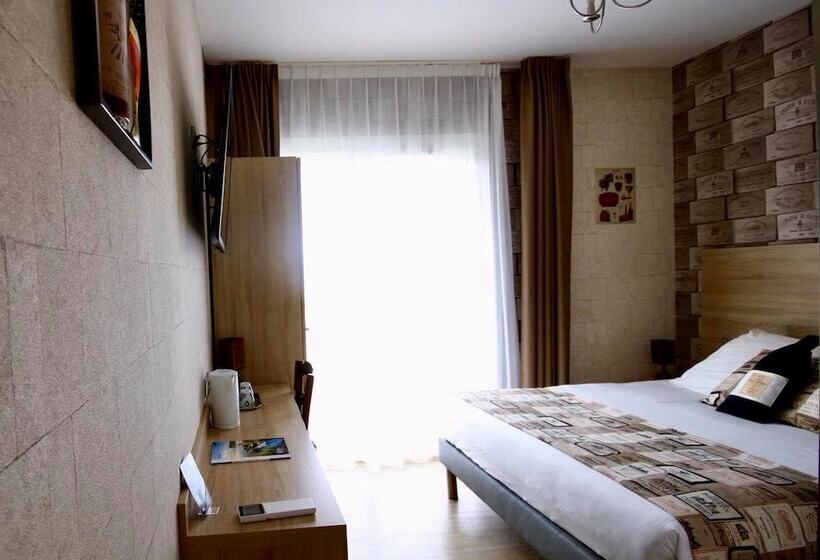 Номер Комфорт, The Originals Boutique, Hôtel Lakeside, Biscarrosse , Lac