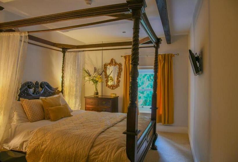 Номер Стандарт, Lowbyer Manor Country House
