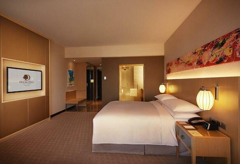 Quarto Deluxe Cama King, Doubletree By Hilton Melaka