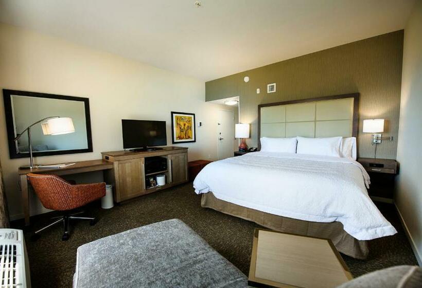 Стандартный Номер Кровать Кинг, Hampton Inn & Suites By Hilton Truro