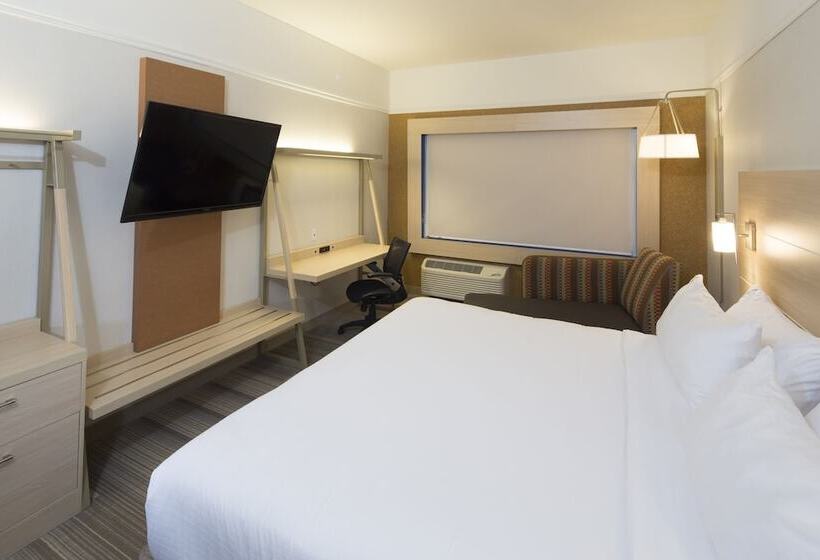 スイート, Holiday Inn Express & Suites Alpena   Downtown, An Ihg