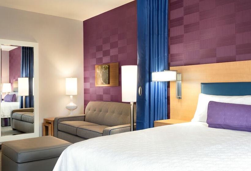 Люкс, Home2 Suites By Hilton Greenville Downtown