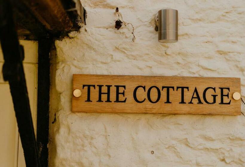 Дом 1 Спальня, Little England Retreats   Cottage, Yurt And Shepherd Huts