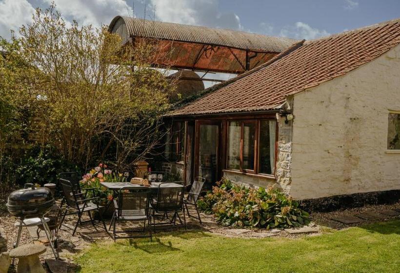 Дом 1 Спальня, Little England Retreats   Cottage, Yurt And Shepherd Huts