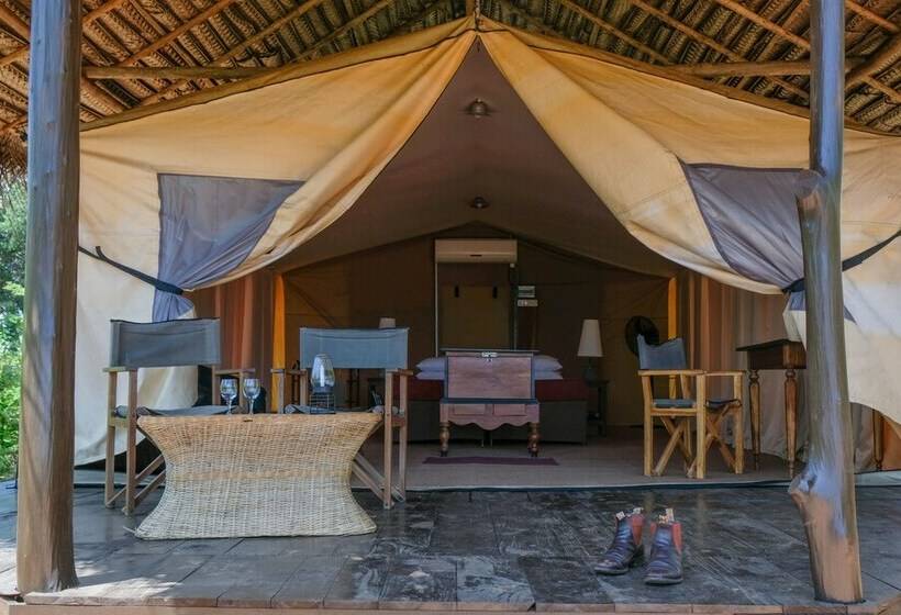 Standard Tent, Ruhunu Safari Camping