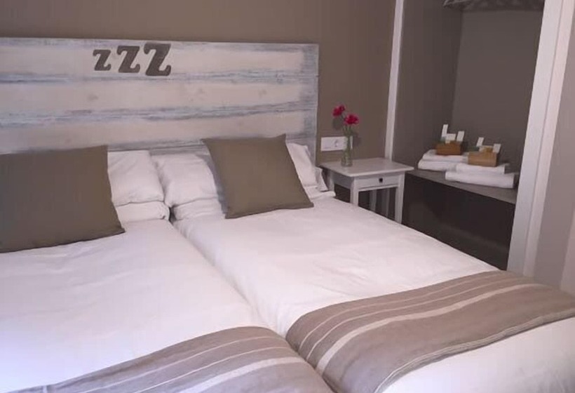 스탠다드 트리플 룸, 7 Kale Bed And Breakfast