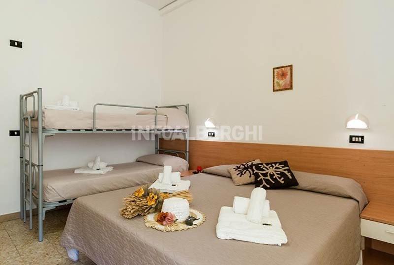 Economy Quadruple Room, La Pergola