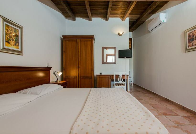 Номер Стандарт, Relais Masseria Casina Dei Cari