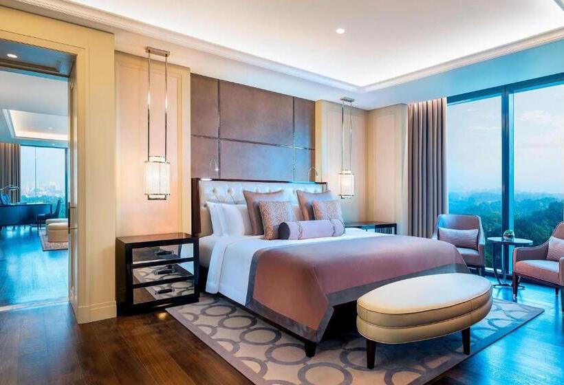 سوئیت با چشم‌انداز, The St. Regis Kuala Lumpur
