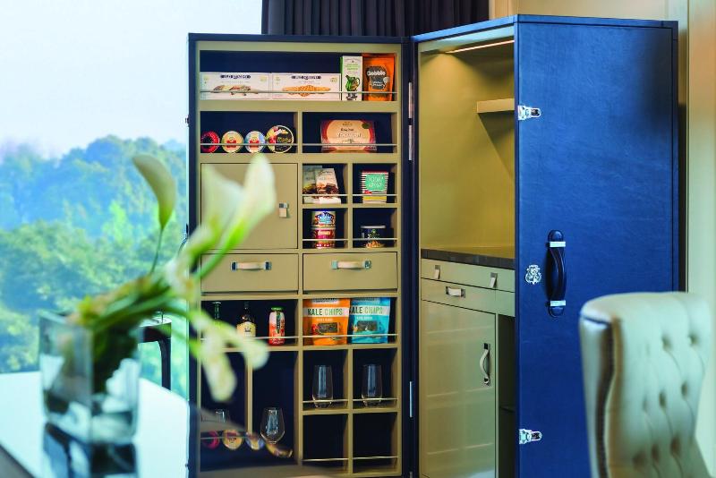 اتاق استاندارد با تخت بزرگ, The St. Regis Kuala Lumpur