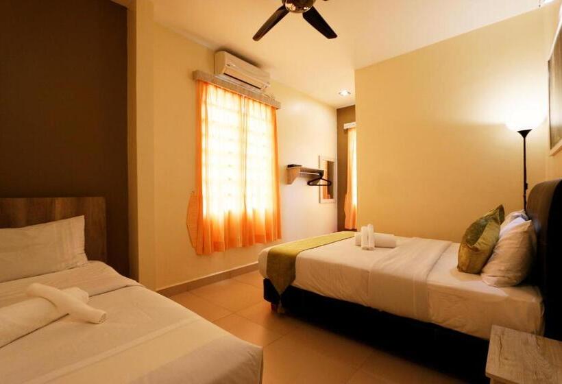 اتاق راحتی سه تخته, Golden Lodge