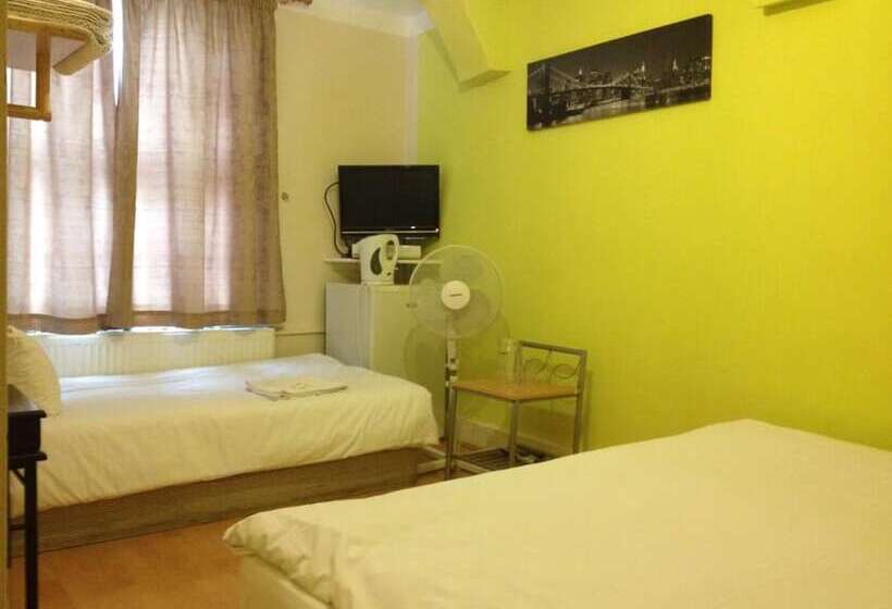 Номер Стандарт Трехместный, City View Hotel Roman Road