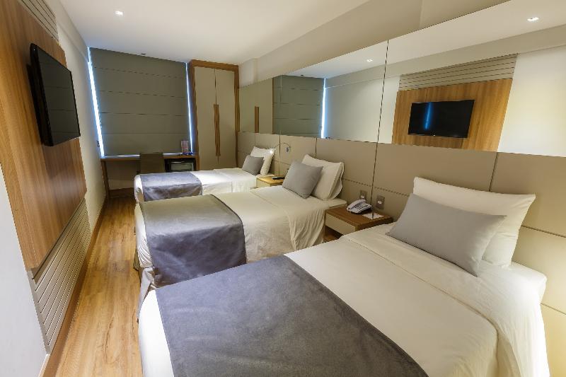 Quarto Triplo Estandar, Atlantico Travel Copacabana