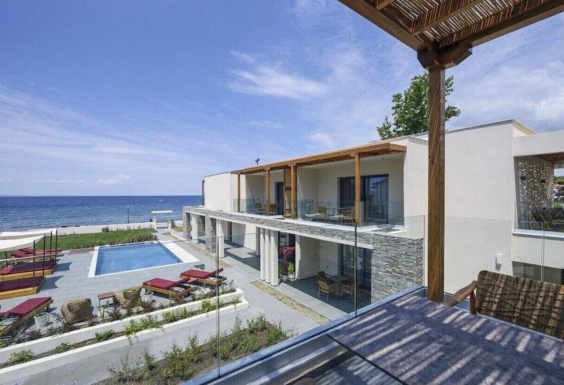 带海景的复工套房, Amyntas Seafront