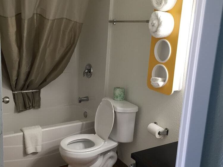 Номер Deluxe, Motel 6 Prairie Du Chien, Wi