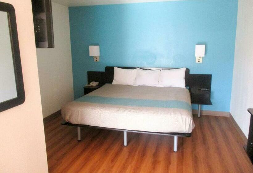 Номер Deluxe Кровать Кинг, Motel 6 Prairie Du Chien, Wi
