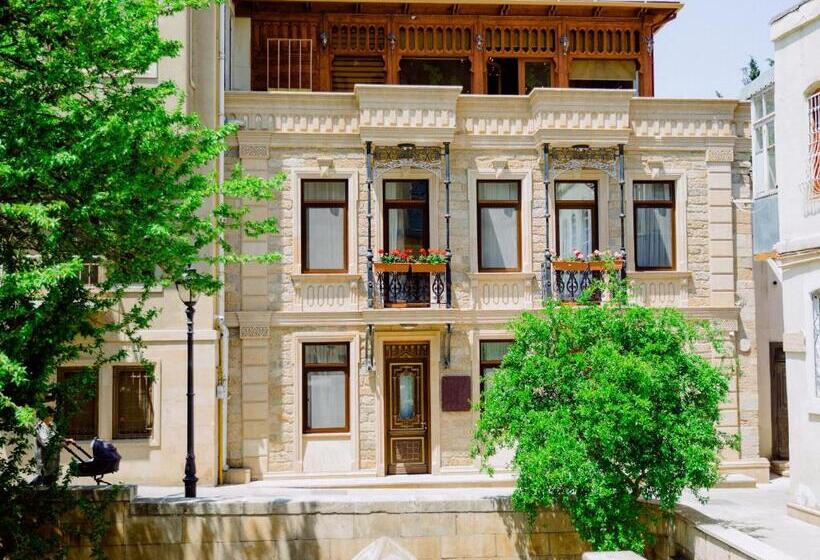 Номер Стандарт, Royal Antique Boutique