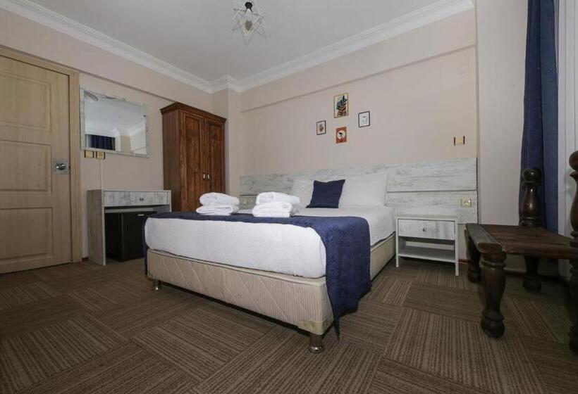 Triple Room Sea View, Melodi Butik Otel