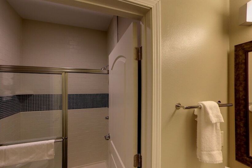 Люкс, Staybridge Suites Ann Arbor   Research Parkway, An Ihg