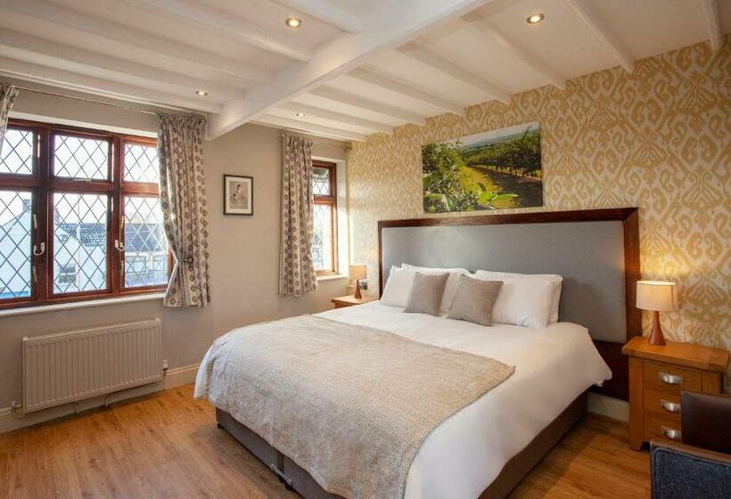Номер Superior, The Woodborough Inn