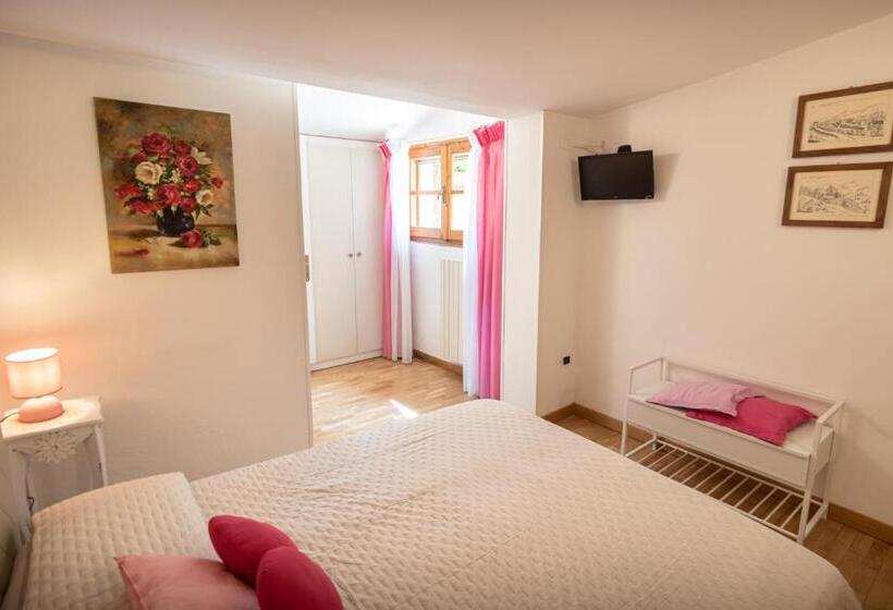 اتاق لوکس, B&b Il Chiostro Assisi