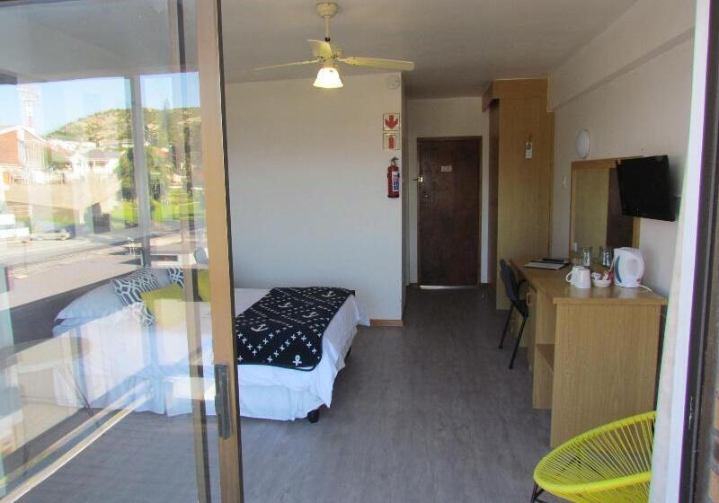 Номер Deluxe, Hoedjiesbaai