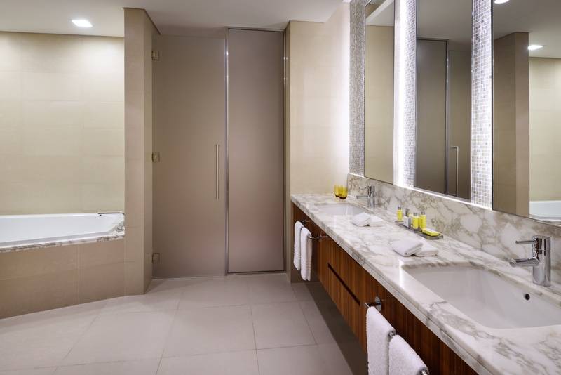 Люкс 2 Спальни, Marriott Hotel Downtown Abu Dhabi
