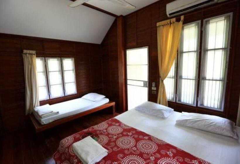 Семейный Номер Вид на Сад, Tubtim Resort