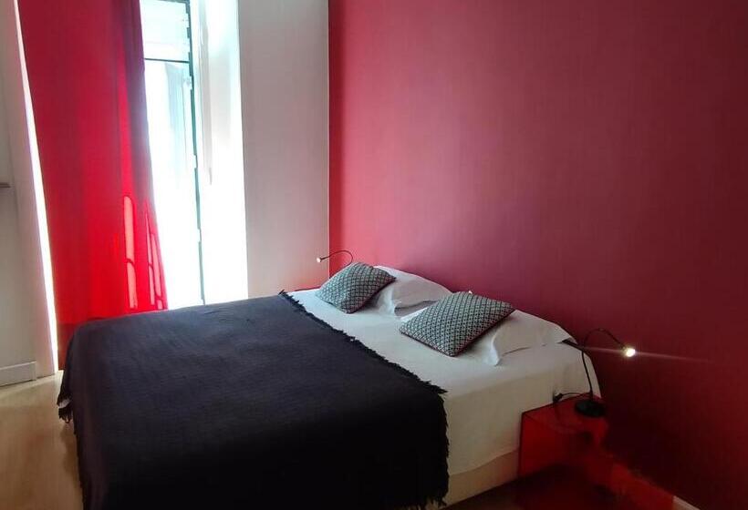 سوییت, Evora Inn