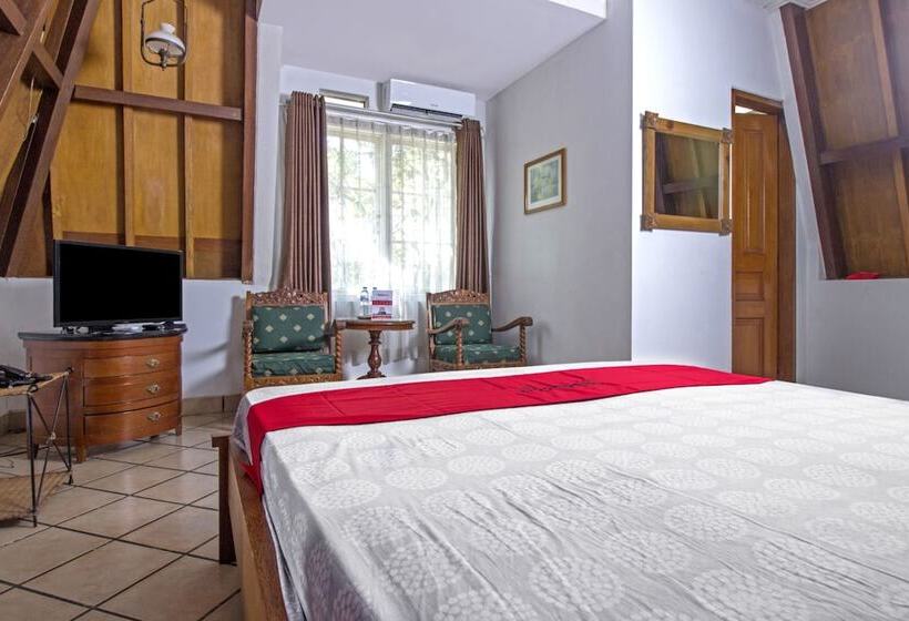 Номер Стандарт, Reddoorz Plus Near Parahyangan University