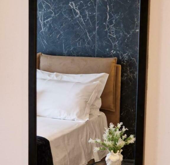חדר סופריור לארבעה, Sicily Milazzo Seafront Rooms