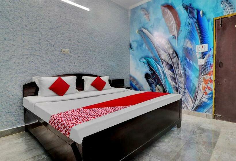 트리플 클래식 룸, Oyo Flagship Riddhi Siddhi Guest House