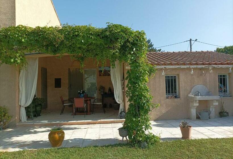 Номер Стандарт с Террасой, Chambre D Hôte Au Cœur Des Alpilles
