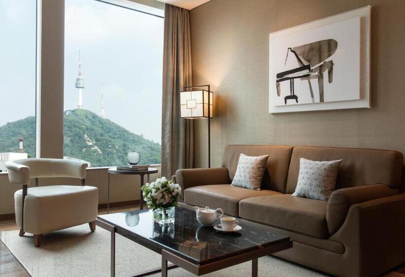 Suite Cama King, Courtyard By Marriott Seoul Namdaemun