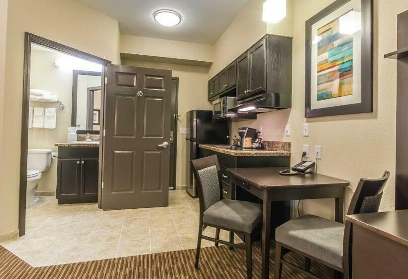 Люкс, Quality Inn & Suites