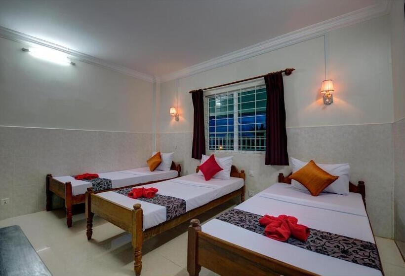 スタンダードトリプルルーム, Siem Reap Pub Hostel