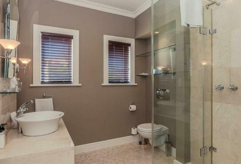 اتاق استاندارد, Abbey Manor Luxury Guesthouse