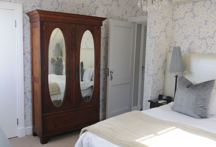 اتاق لوکس, Abbey Manor Luxury Guesthouse