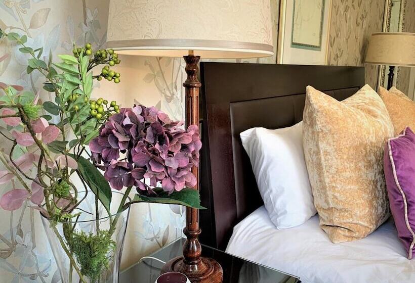 اتاق لوکس, Abbey Manor Luxury Guesthouse