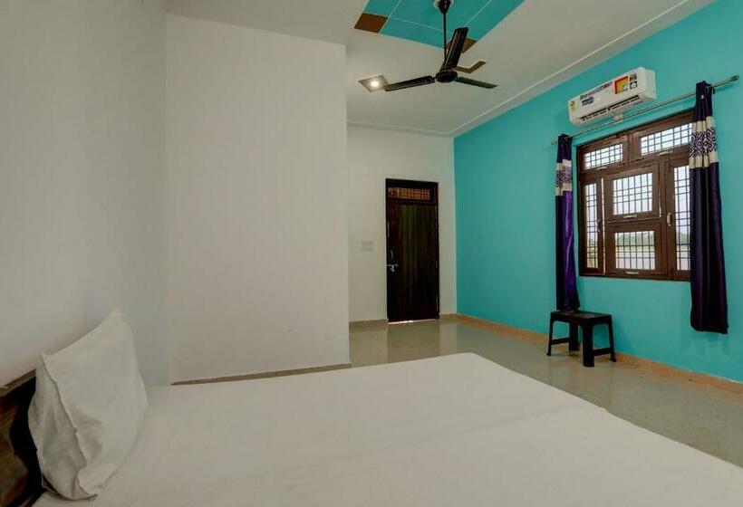 Трехместный Номер Классика, Oyo 81376 Hotel Sleep In