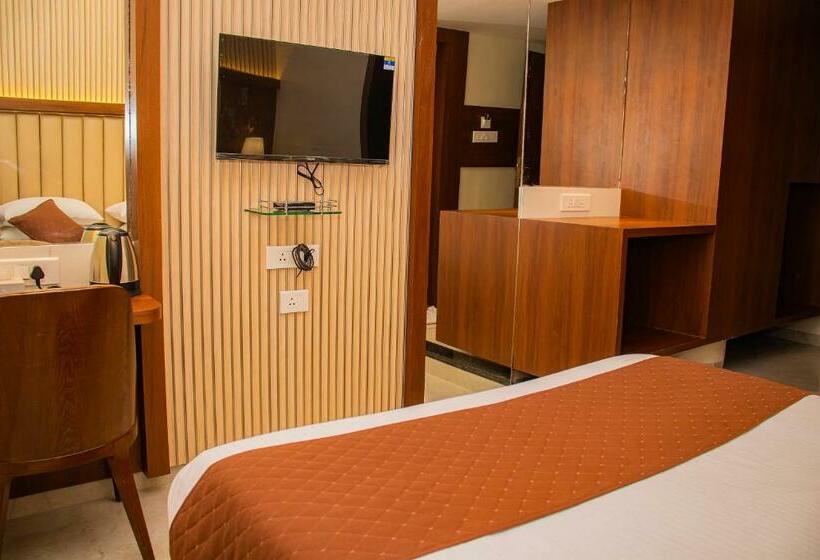 Номер Deluxe Кровать Кинг, Czar Inn   Vashi Navi Mumbai