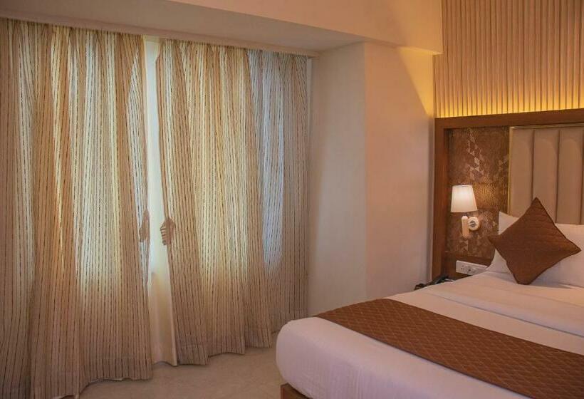 Номер Superior Кровать Кинг, Czar Inn   Vashi Navi Mumbai