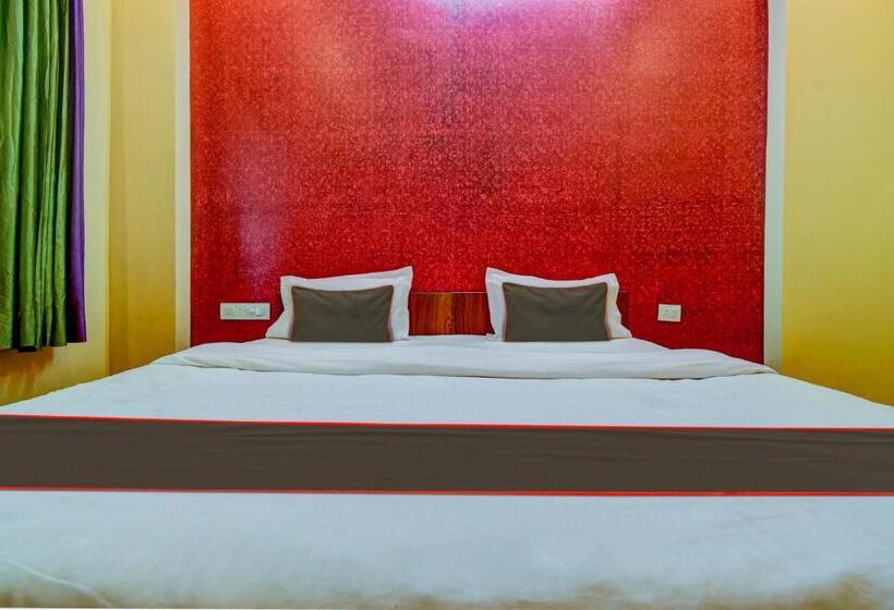 اتاق کلاسیک سه تخته, Oyo Flagship Hotel Mohi Palace