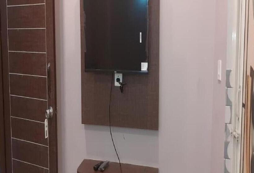 Номер Стандарт, Sanjiban