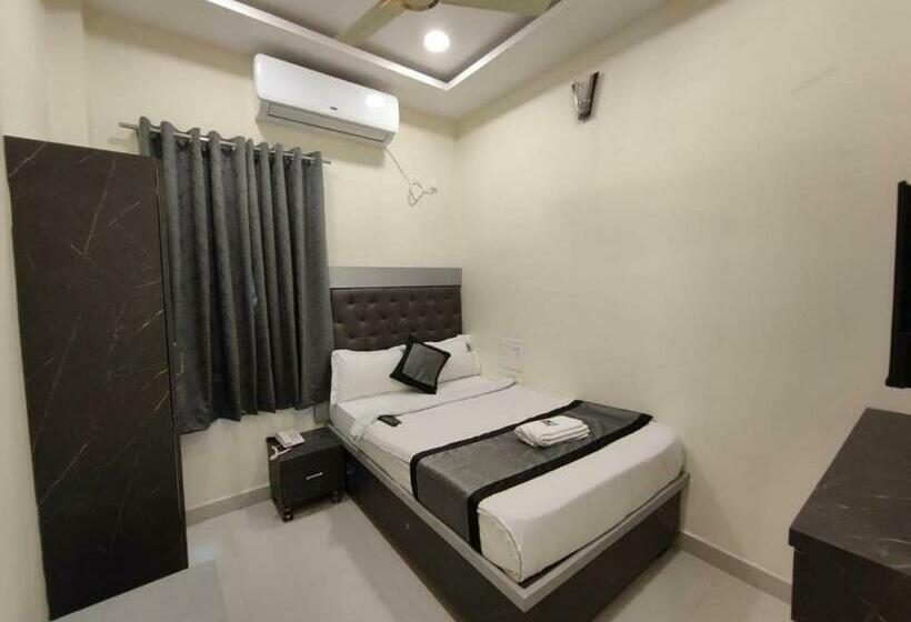 Номер Стандарт, Vighneshwara Inn