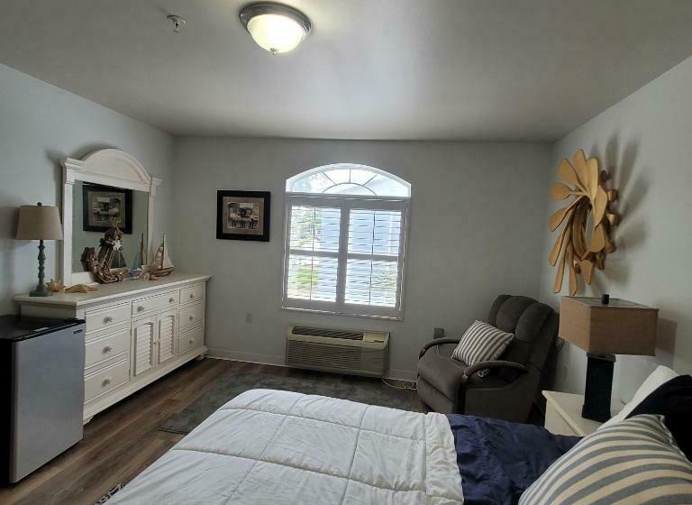 Номер Deluxe, Beautiful Beginnings At Bayside