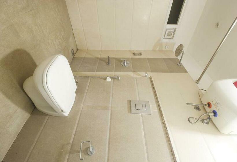 带大床的豪华间, Ssr Grand