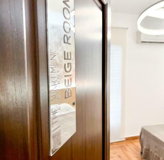 اتاق لوکس با چشم‌انداز دریا, The Apartment Agrigento