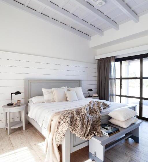 بانگلوی استاندارد, Casa Chic Carmelo  Club De Campo