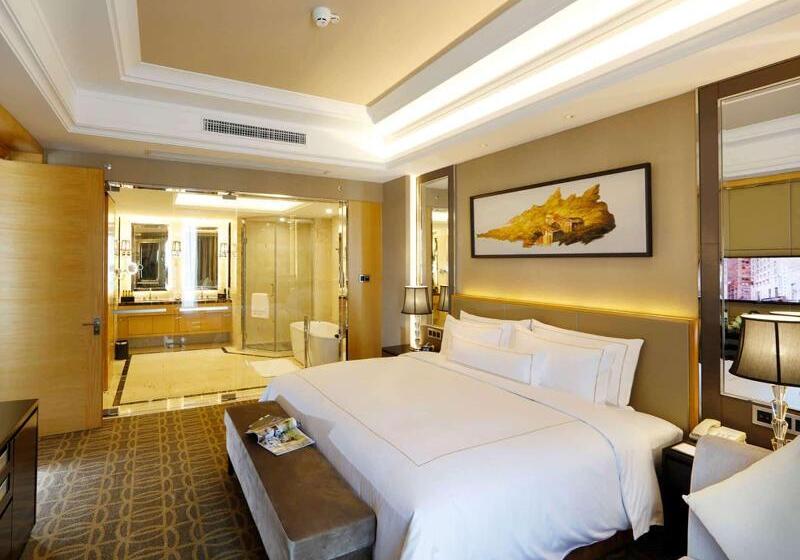 Номер Deluxe, Wyndham Grand Plaza Royale Mingfa Zhangzhou